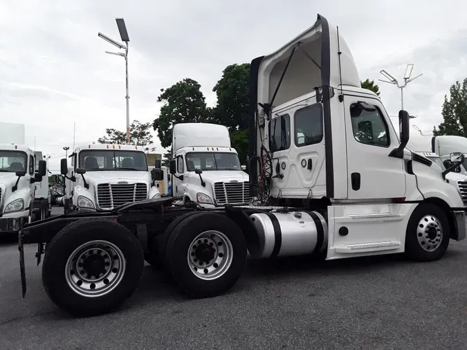 2019 FREIGHTLINER/MERCEDES NEW CASCADIA PX12664