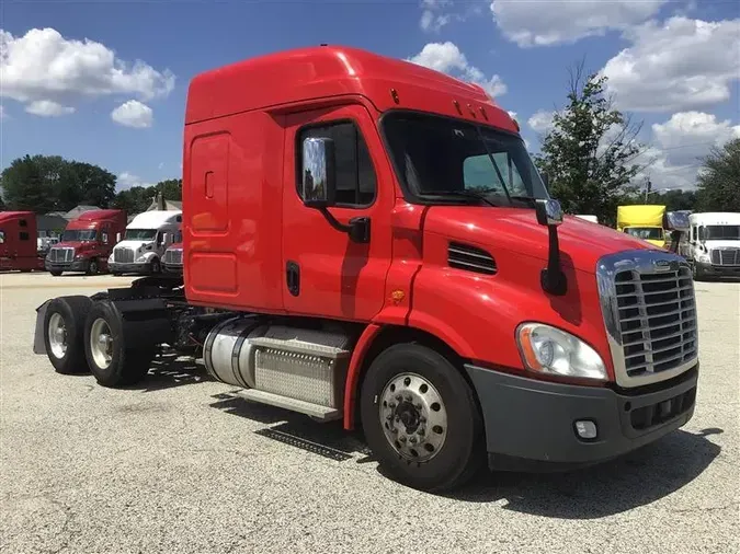 2019 FREIGHTLINER CASCADIA