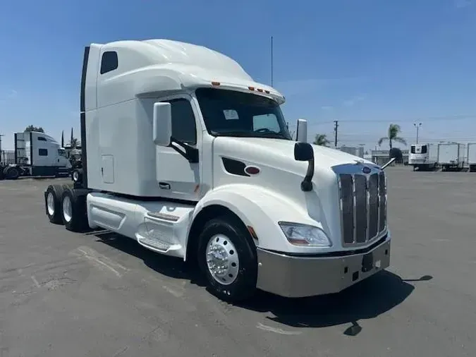 2022 Peterbilt 579