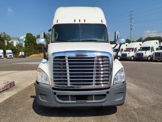 2019 FREIGHTLINER/MERCEDES CASCADIA 125