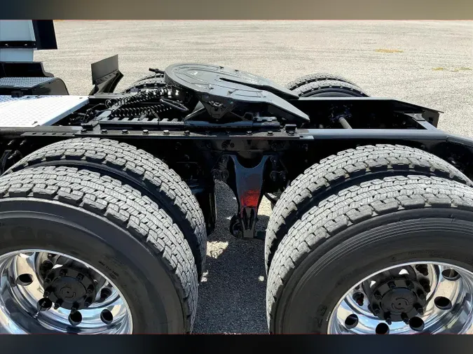 2021 INT LT625 6x4