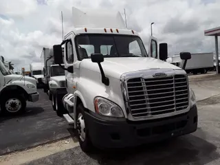 2018 Freightliner CASCADIA 125