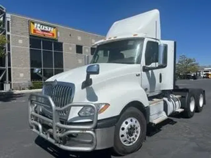 2018 International LT625