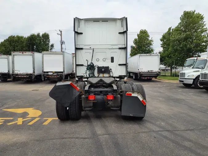2020 NAVISTAR INTERNATIONAL LT625 SLPR CAB