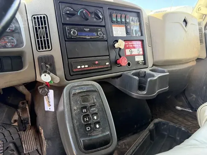 2013 INTERNATIONAL DURASTAR 4400