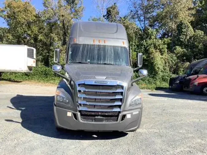 2021 Freightliner Cascadia