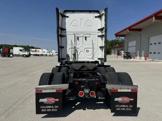 2023 Freightliner Cascadia®ab6a783ab601c57c6252f5b5e76f790e
