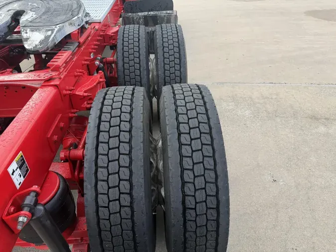 2023 Peterbilt 567