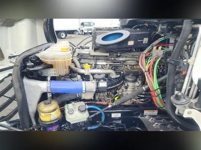 2020 FREIGHTLINER CA126
