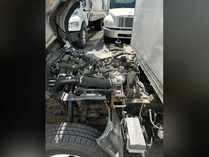 2019 ISUZU NPRab6c32ebcf089a37e8901df10d0df4db