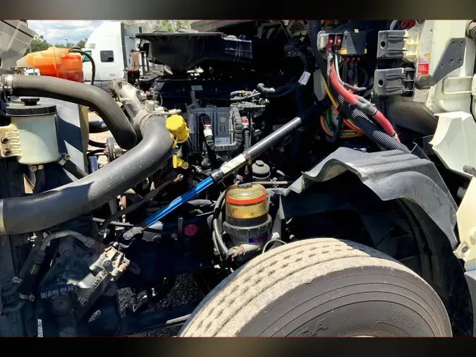 2019 INT LT625 6x4