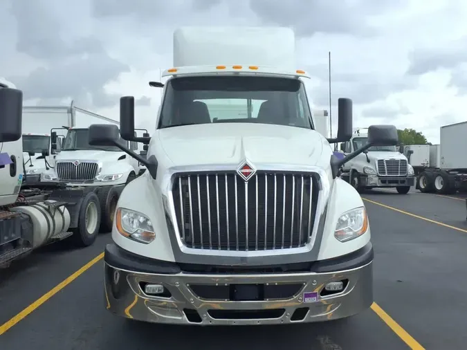 2020 NAVISTAR INTERNATIONAL LT625 DAYCAB T/A