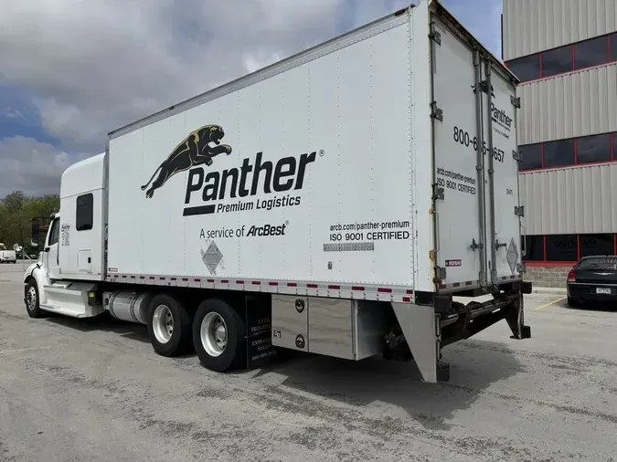 2019 Freightliner M2 112