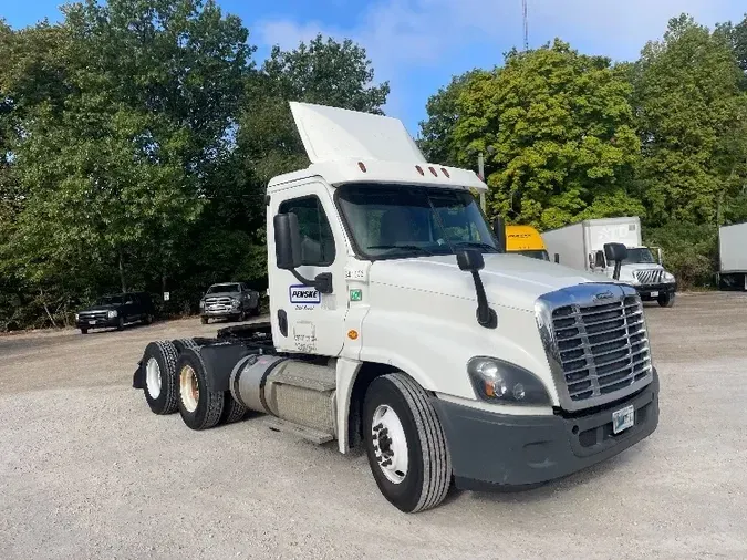 2017 Freightliner X12564STab76725347a1da4ce0187a4153abce06