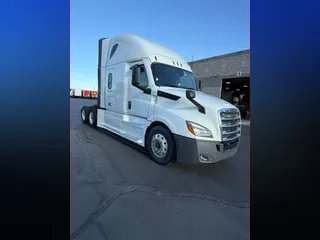 2024 FREIGHTLINER/MERCEDES NEW CASCADIA PX12664