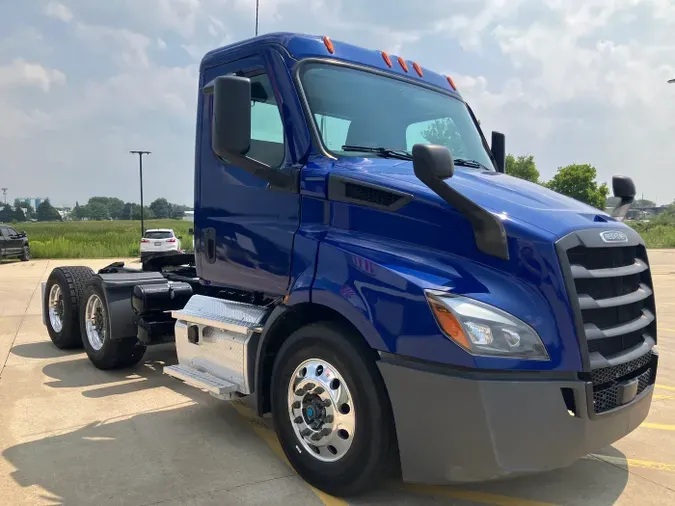 2021 Freightliner Cascadia