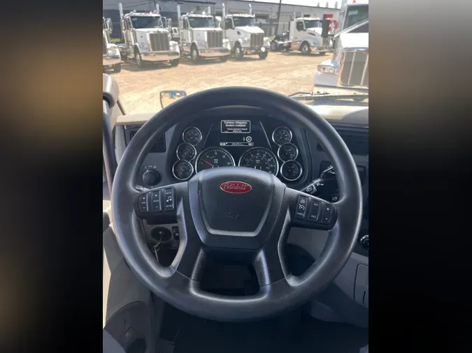 2021 Peterbilt 579