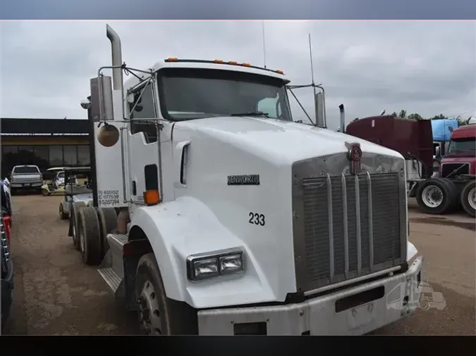 2013 KENWORTH T800