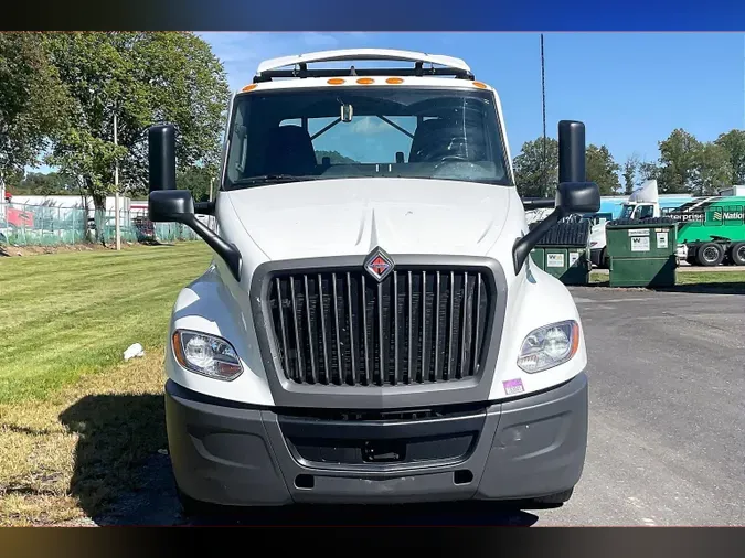 2022 INT LT625 6x4