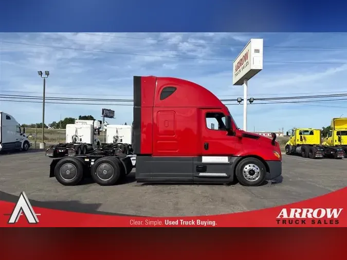 2022 FREIGHTLINER CA126