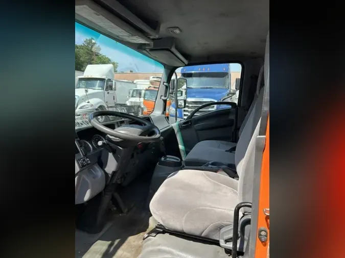 2020 ISUZU NQR