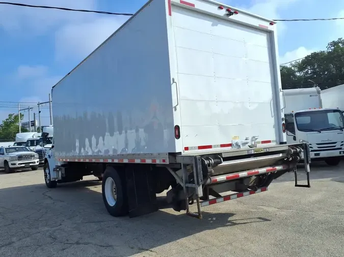2019 FREIGHTLINER M2 106