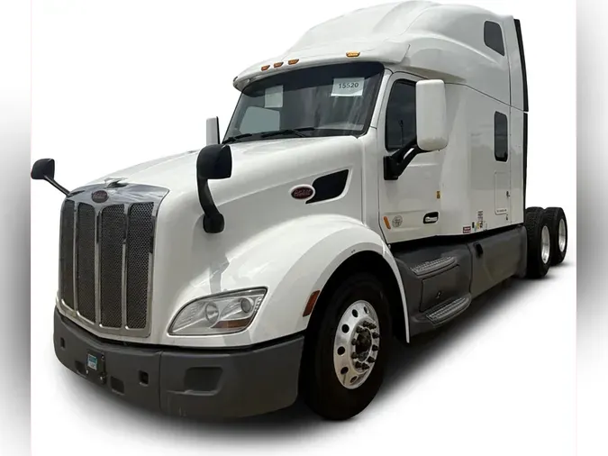 2022 Peterbilt 579ab9fd6a9450e515315e5c36e6303a884