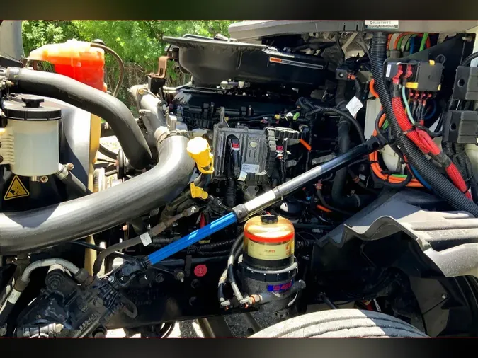 2019 INT LT625 6x4