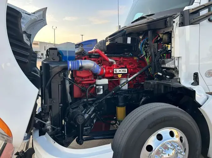 2022 Kenworth T680