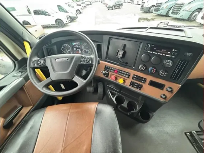 2022 Freightliner PT126SLP