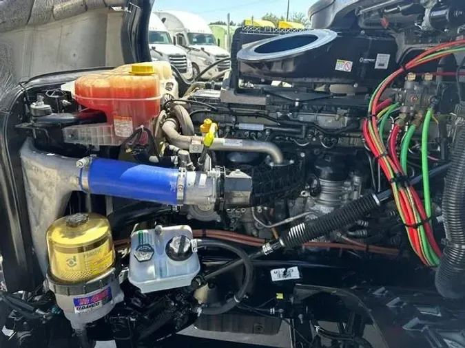 2021 Freightliner Cascadiaaba5af4635d296d3a4b097ac20afce54