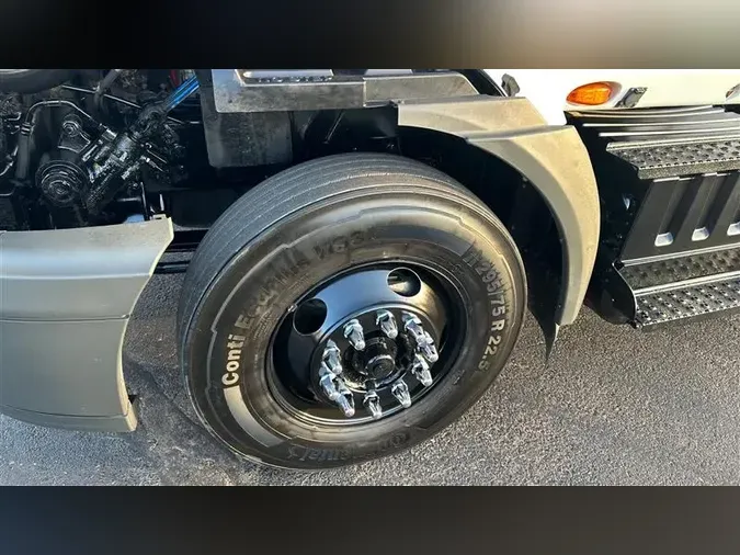 2020 INTERNATIONAL RH613