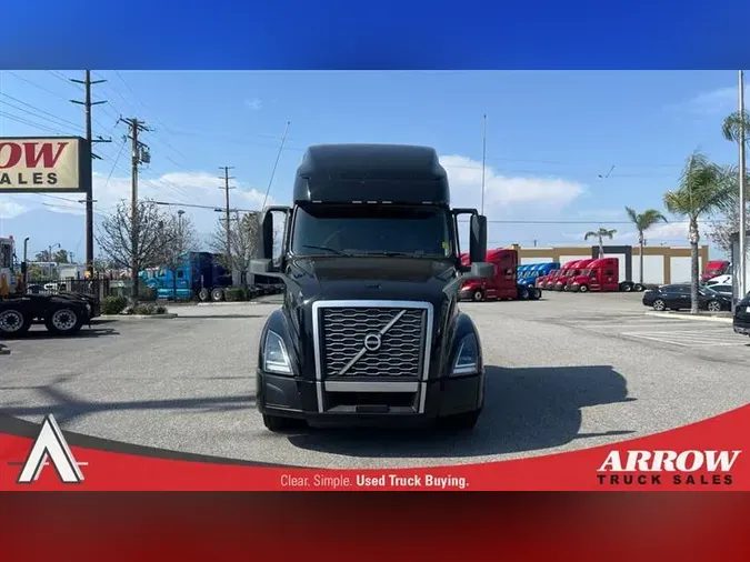 2020 VOLVO VNL760
