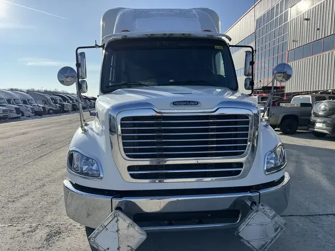 2020 Freightliner M2 112