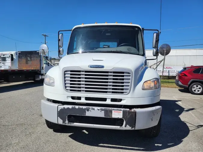 2017 FREIGHTLINER/MERCEDES M2 106