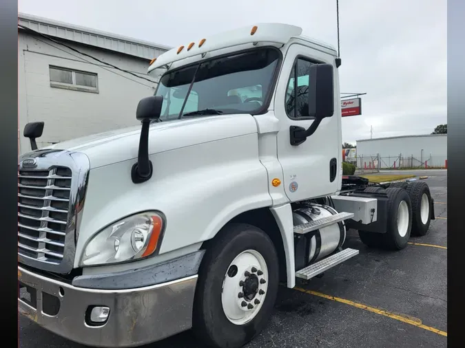 2016 FREIGHTLINER/MERCEDES CASCADIA 125abb768127ec19cd398daf1bda03d6cb2