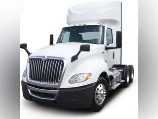 2020 International LT625