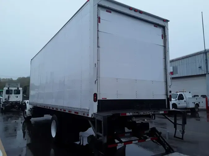 2018 FREIGHTLINER M2 106