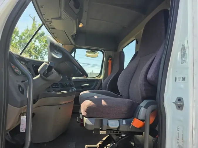 2019 FREIGHTLINER/MERCEDES CASCADIA 125