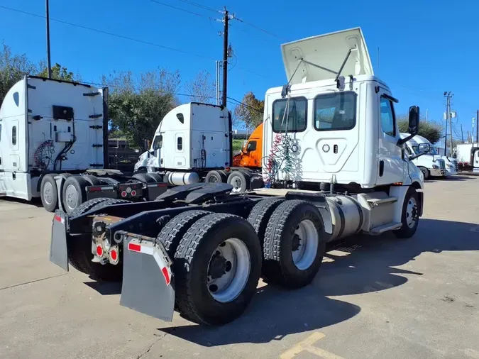 2020 FREIGHTLINER/MERCEDES NEW CASCADIA PX12664