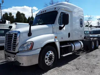 2018 FREIGHTLINER/MERCEDES CASCADIA 125