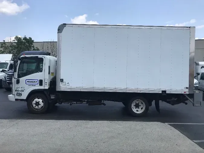 2017 Isuzu Truck NPR EFI