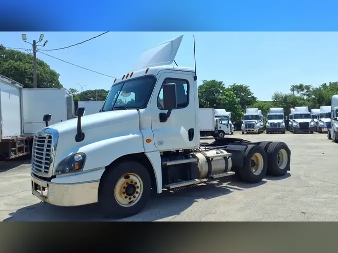2020 FREIGHTLINER/MERCEDES CASCADIA 125abc272f282a23a63177ceb420635ede7
