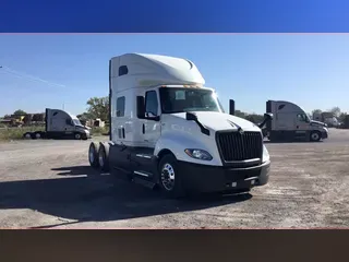2022 International LT