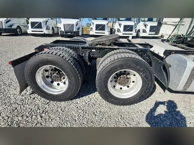2019 Volvo VNL300abc5dec0b0233e8701787086cffb72c2