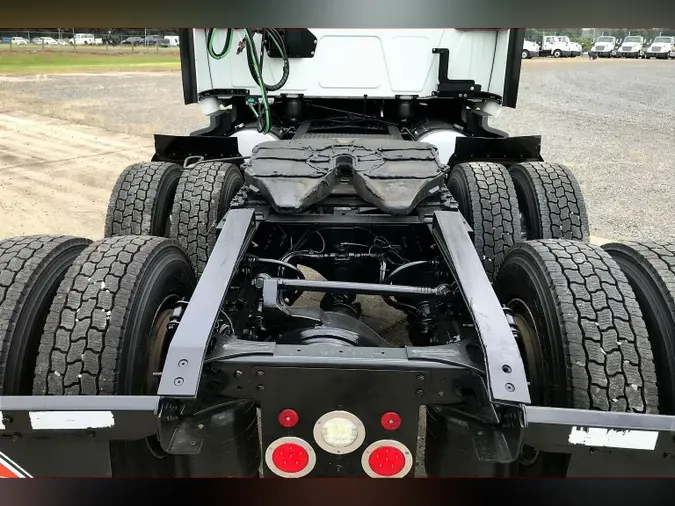 2022 INT LT625 6x4