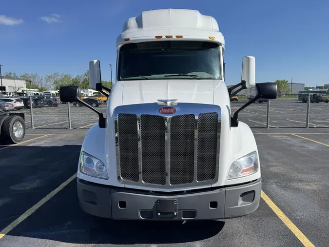 2021 Peterbilt 579abcc31f87a0fbe40dffafc1823496fa7