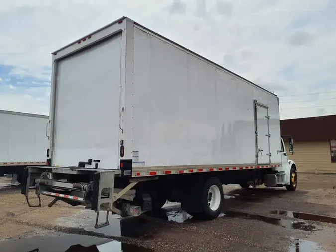 2018 FREIGHTLINER M2 106