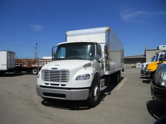 2019 Freightliner Business Class M2 106