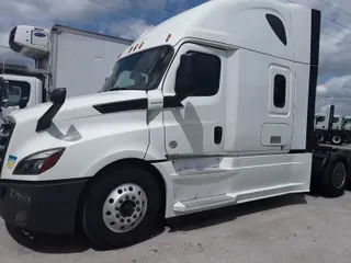 2020 Freightliner NEW CASCADIA PX12664